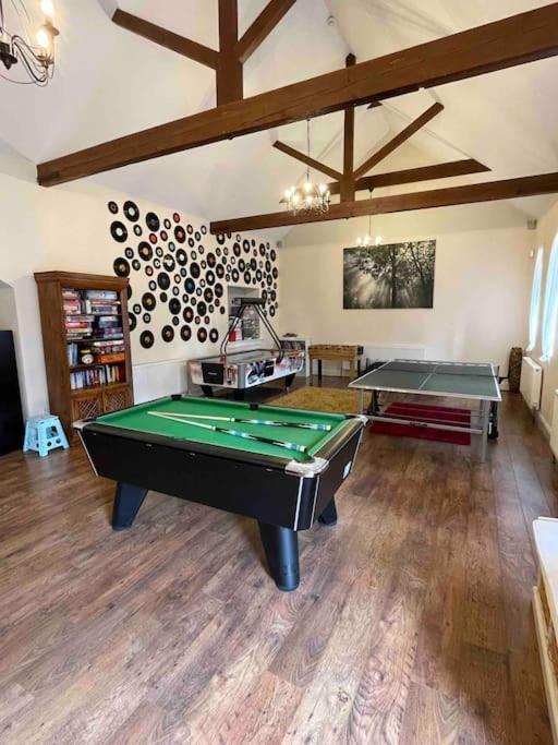 The Old Hay Barn - Games Room, Gym, Sleeps 8 Godmanchester Eksteriør bilde